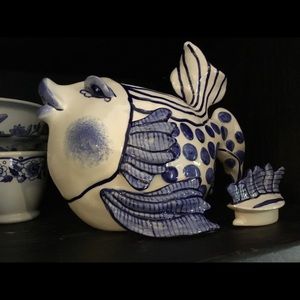 Blue white fish teapot with lid chinoiserie